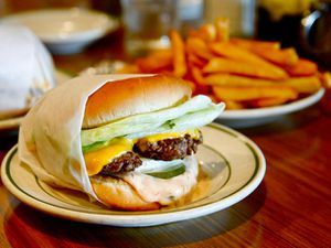 20110324-best-worst-burger-primary.jpg