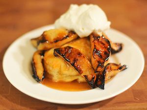 20101116-grilled-apple-dessert.jpg