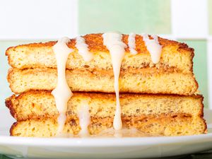 Side view of Hong Kong french toast