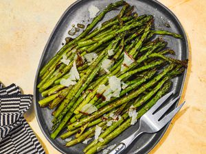 air-fryer asparagus hero