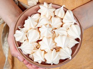 Meringue cookies in a bowl.