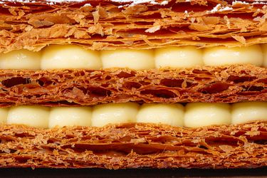 Side view of mille feuille