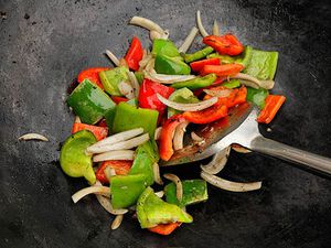 20120610-stir-fry-grill-wok-20.jpg