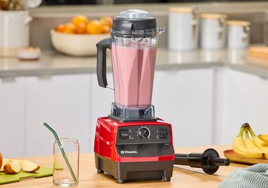 The Vitamix 5200 blending a smoothie.