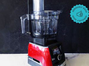 Vitamix Food Processor on the A3500 blender base